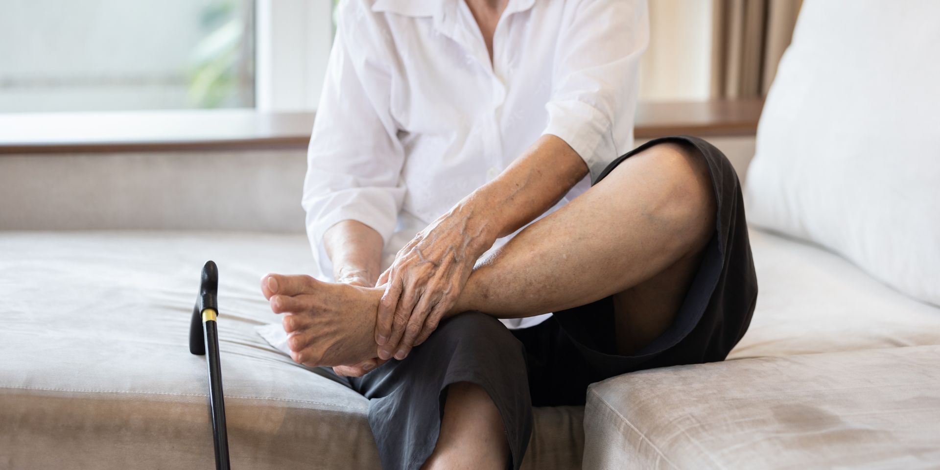 older woman with leg pain